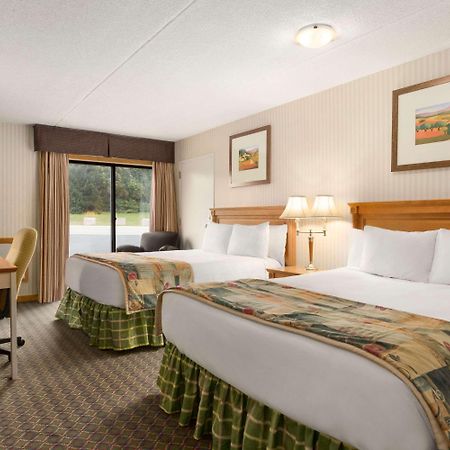 Travelodge By Wyndham Owen Sound On Εξωτερικό φωτογραφία